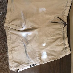 Born Tough gym shorts with built-in liner - Sz SM